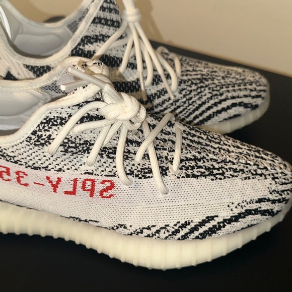 Adidas Yeezy Boost 350 V2 Zebra Sneakers - Picture 7 of 9